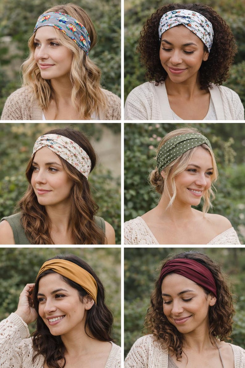 Pu&ograve; includere: Una collezione di fasce per capelli in vari colori e fantasie. Le fasce includono stampe floreali, pois e colori uniti come giallo senape e bordeaux. Le modelle indossano le fasce, mostrando i diversi stili e design.