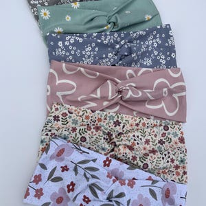 Cotton Jersey Twist Headband | Ditsy Floral Print Hair Accessory immagine 10