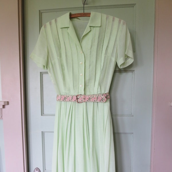 Shirtwaist Dress, Vintage Dress, 60s Dress, Pintuck Dress, Pleated Skirt, Green Dress, 50s Dress, Vintage, Dress, Sheer, Belted Dress, Belt