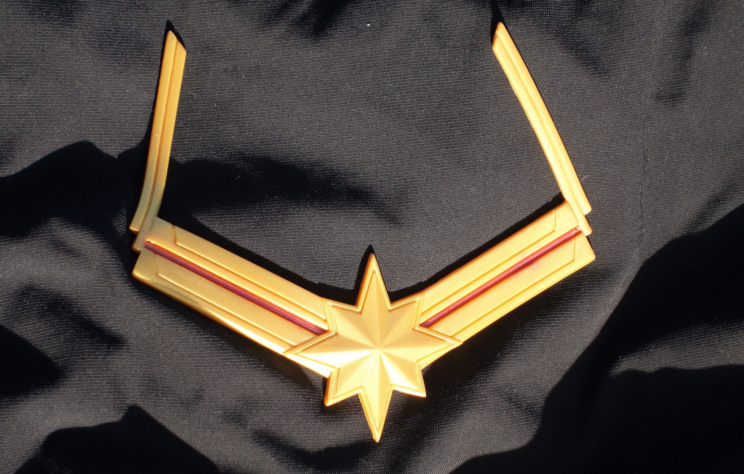 Captain Star Etsy - Emblem Marvel Chest