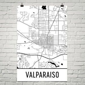 Valparaiso IN Map Art Print: Modern City Street Design