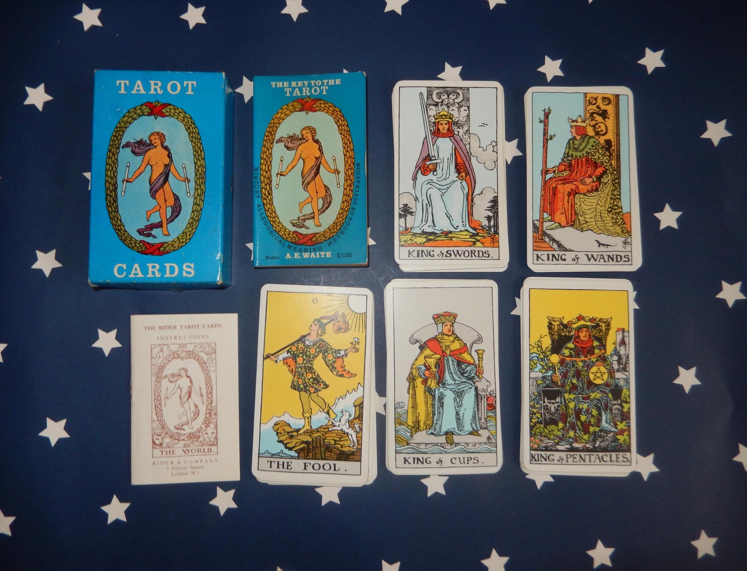 タロットカード ビンテージ 海外製 70s RIDER TAROT CARDS Rider Waite Smith Tarot Deck: 1970s Fitzroy Blue Box Edition - Etsy