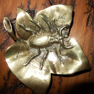 Unusual Trinket Tray, Vintage Brass Stag Beetle, Tree Leaf, Large Spider. Antlers Male Stag Ring Dish, Lucauidae Family, Wildlife, Ring Dish image 9