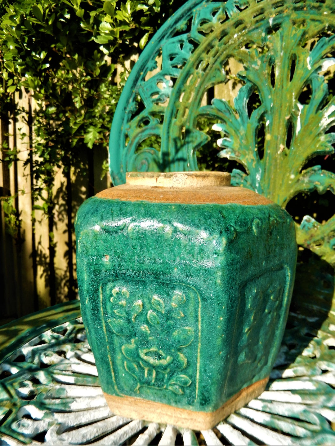 Victorian Emerald Green Ginger Jar: Tung Chun Floral Stoneware