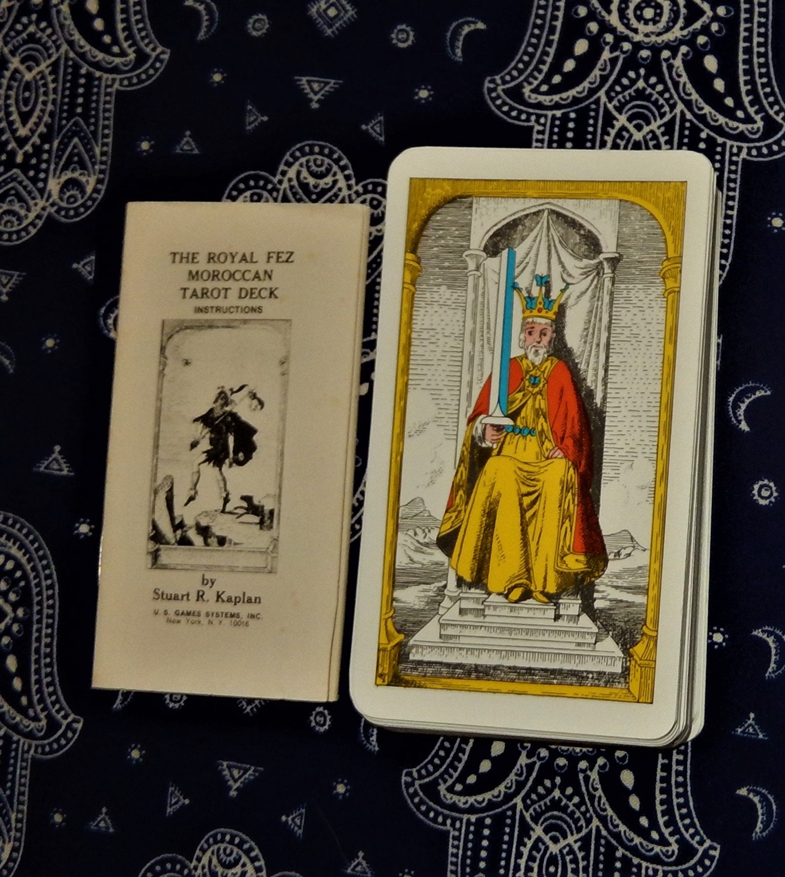 Royal Fez Moroccan Tarot Cards, First USA Games Edition, Roland Berrill, Esoteric Readings, Surrealism Art, Symbolic Imagery, Secret Society - Etsy Royal Fez Moroccan Tarot Cards, First USA Games Edition, Roland Berrill, Esoteric Readings, Surrealism Art, Symbolic Imagery, Secret Society - Etsy