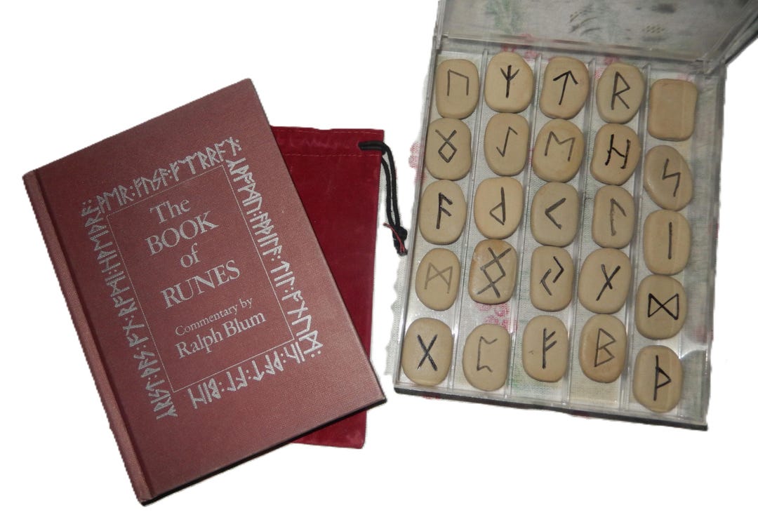 Vintage Rune Stones Set, the Book of Runes, Ralph Blum, Images ...