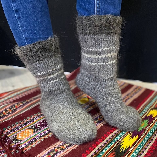 Wool socks//Pure sheep wool//Knit Winter Socks//Hand Knitted Wool Socks//Organic wool hand knitted//women wool socks//mens winter wool sock