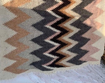 Wool woven blanket - Organic wool blanket - Sheep wool rug - Bedside rug - Throw blanket