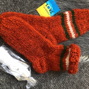 Red Handmade Wool Socks, Extra Thick, Plus Size, Pure Wool Socks, Wool Bed Socks, Organic Wool, Healing, Christmas Gifts, Express Shipping