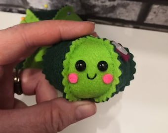 Cute Cactus Mini Pin Cushion, Kawaii pincushion, Tiny Plush Succulent, Alternative Gift, Sewing Gift for girls and boys, Cactus plushie