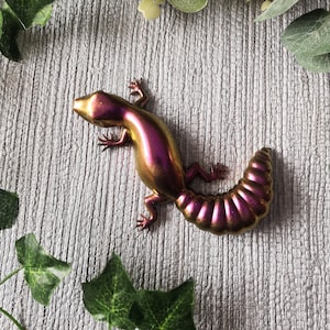 Lizard Ornament, Reptile Gift For Her, Lizard statue, Alternative Home Decor, Unusual Gift for him, Lizard Decoration, Gecko Figurine