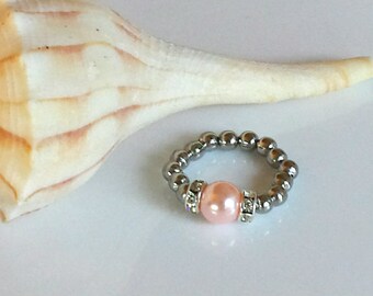 JW gifts/Classic Light Pink Pearl Stretch Ring/stainless steel ring/pearl ring/gift for her/wedding/pearls/silver/jw.org/anniversary gift
