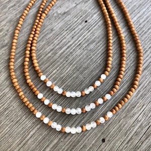 Aromatic Sandalwood Rainbow Moonstone Necklace, 4mm Choker Necklace, Stress Relief, Meditation, Emotional Balance, Divine Moonstone Necklace