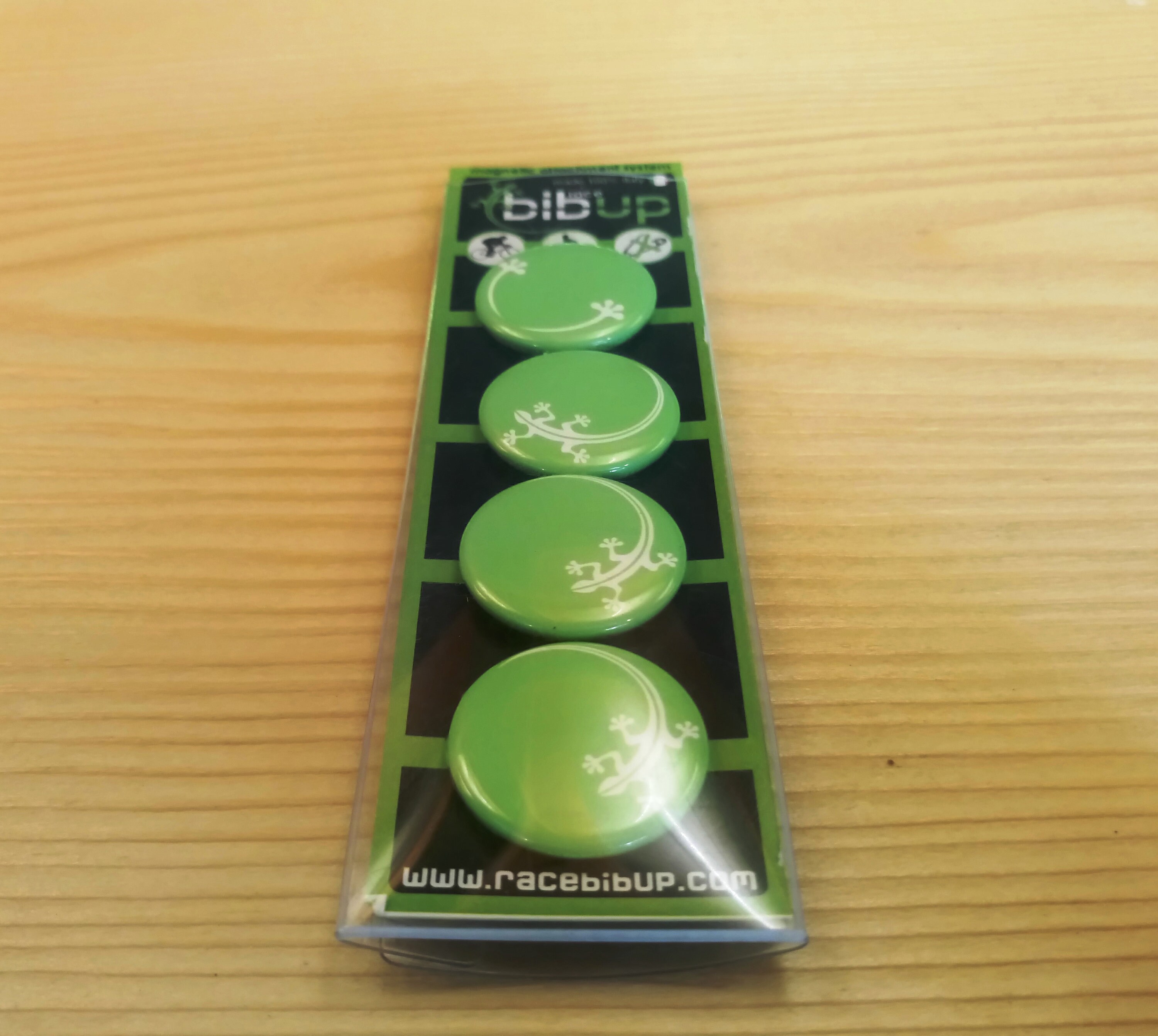 Racebibup Strong to Fix Race Bib Number, Pins System