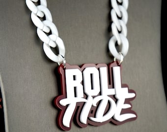 Collar con el equipo de fútbol Alabama Crimson Tide. Cadena acrílica inspirada en el equipo de fútbol Alabama de Roll Tide