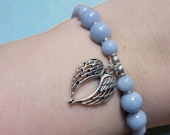 Ángel: Pulsera de cuentas de angelita con dije de ala de ángel de plata