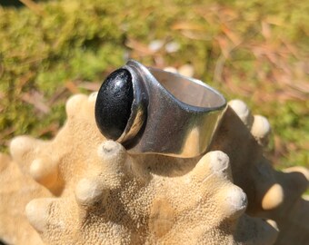 gift for her grounding retro ring boho jewelry oval shape healing stones Thick and Chunky Black Stone Ring