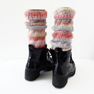 Handgemachte lange Wollsocken – Bunte, gestrickte, fersenlose, gemütliche Lounge-Socken