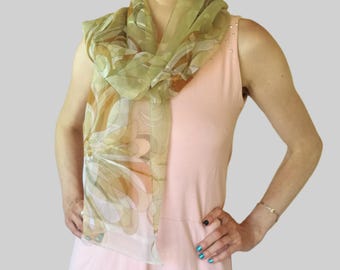 Hübscher kleiner Chiffonschal – Leichtes Modeaccessoire