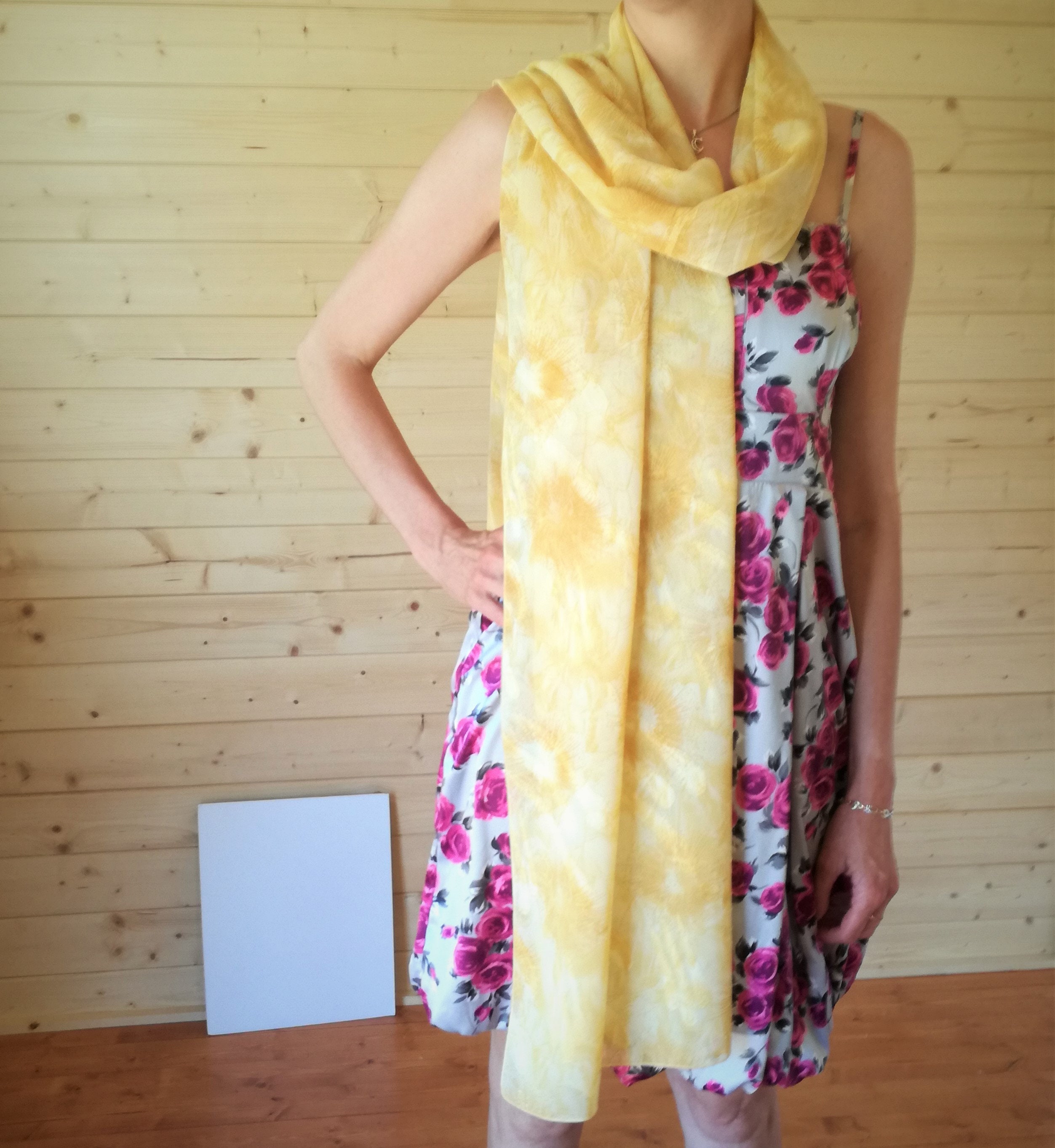 shawl yellow