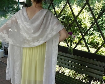 Long châle blanc en mousseline de soie pour mariage | Châle de soirée transparent