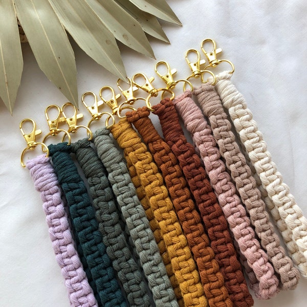 Macrame Wristlet | Keychain