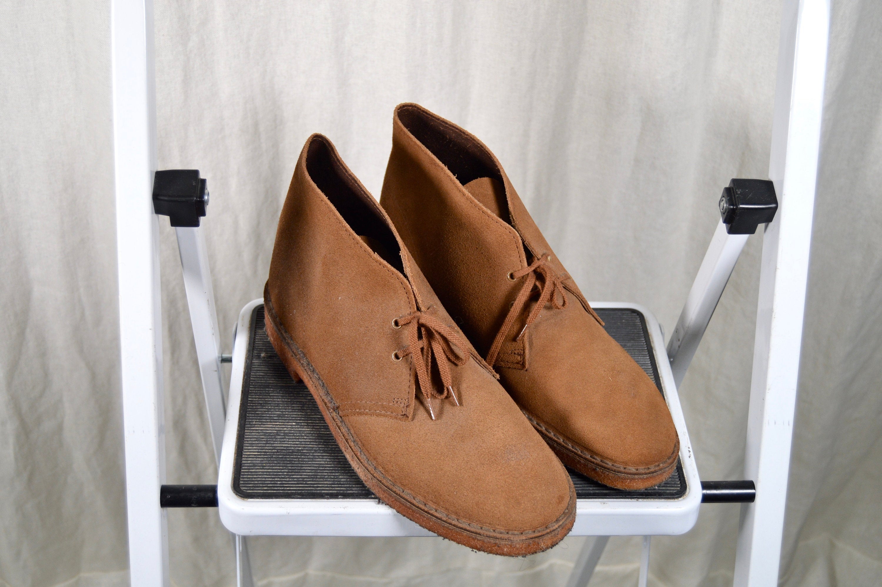 NEW: CLARKS Suede Desert Boots / Sewn / Sole /