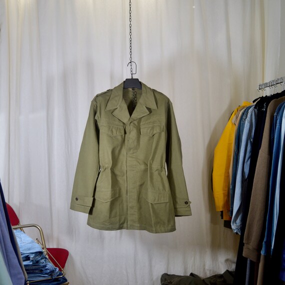 Vintage Women's French Air Force 1950s M47 olive khaki jacket coat surplus army Vintage Women's French Air Force 1950s M47 olive khaki jacket coat surplus army