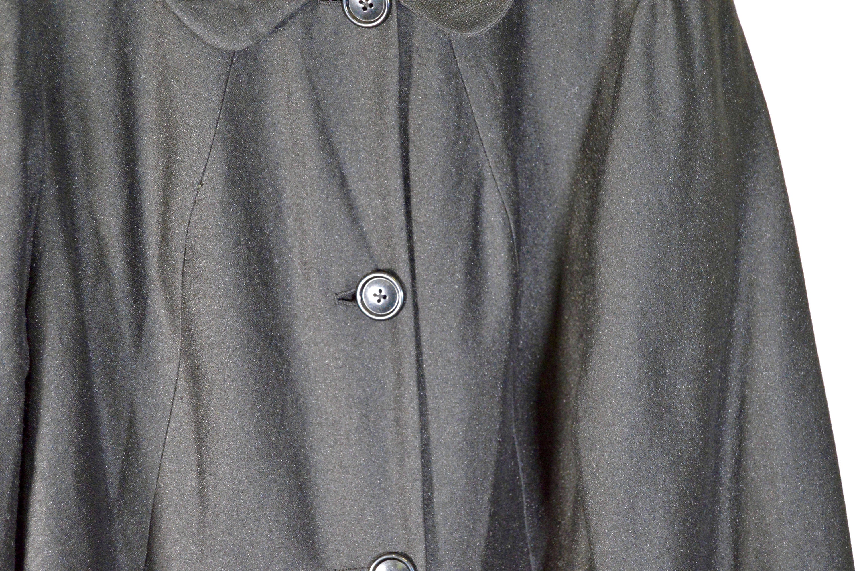 Weill coat shop