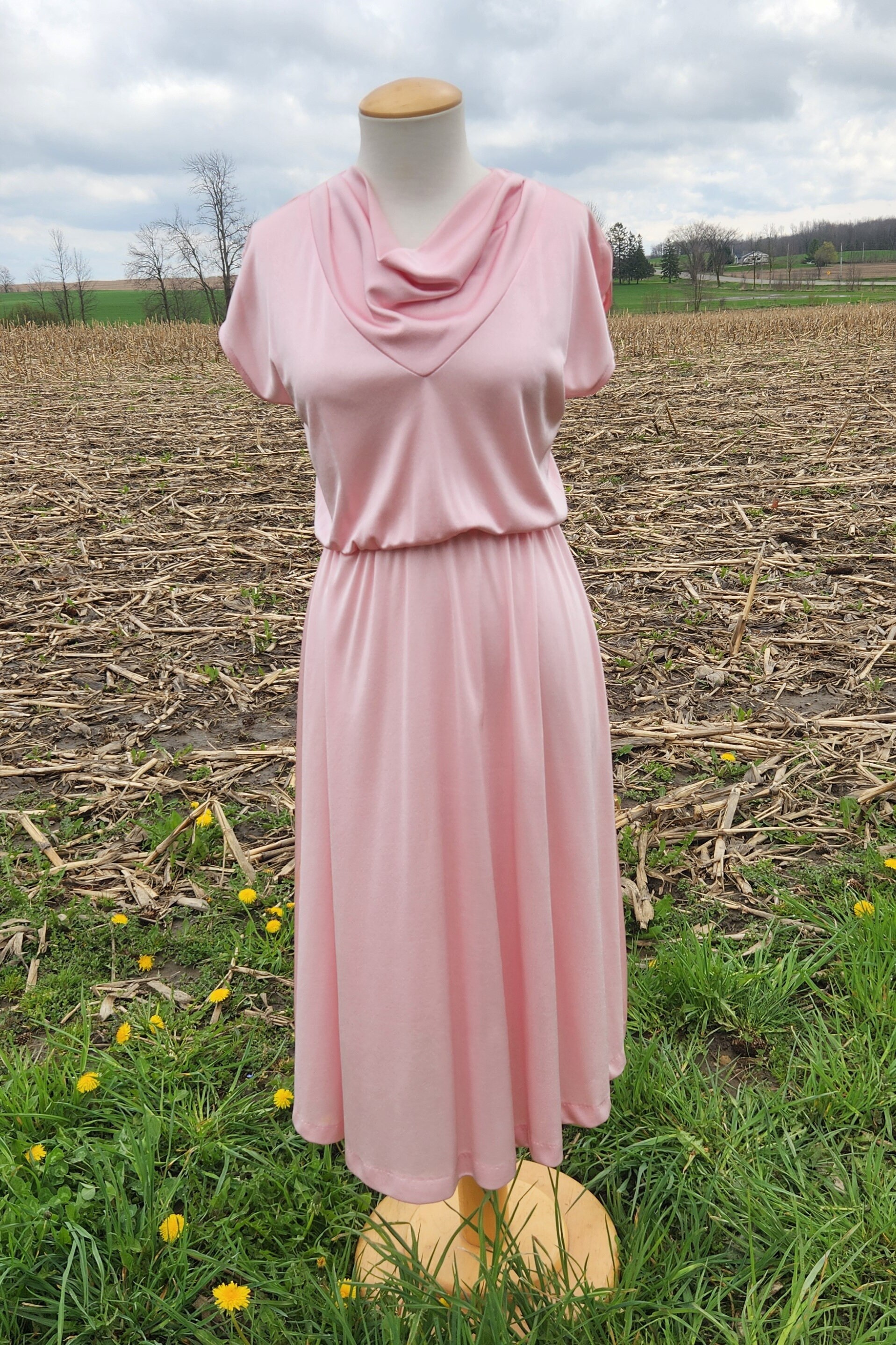 1970s Light Pink Cowl Neck Polyester Dress, Handmade Vintage Xs/S 1970s Light Pink Cowl Neck Polyester Dress, Handmade Vintage Xs/S