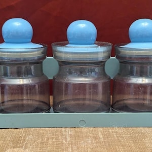 Vintage 1980s Storage Spice Jar Set Clear Plastic 6 Piece Blue Lids With rack metro