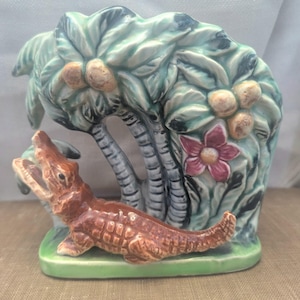 VTG Alligator Crocodile Ceramic Planter Kitsch Figurine MCM Cute 60s Plant Baby