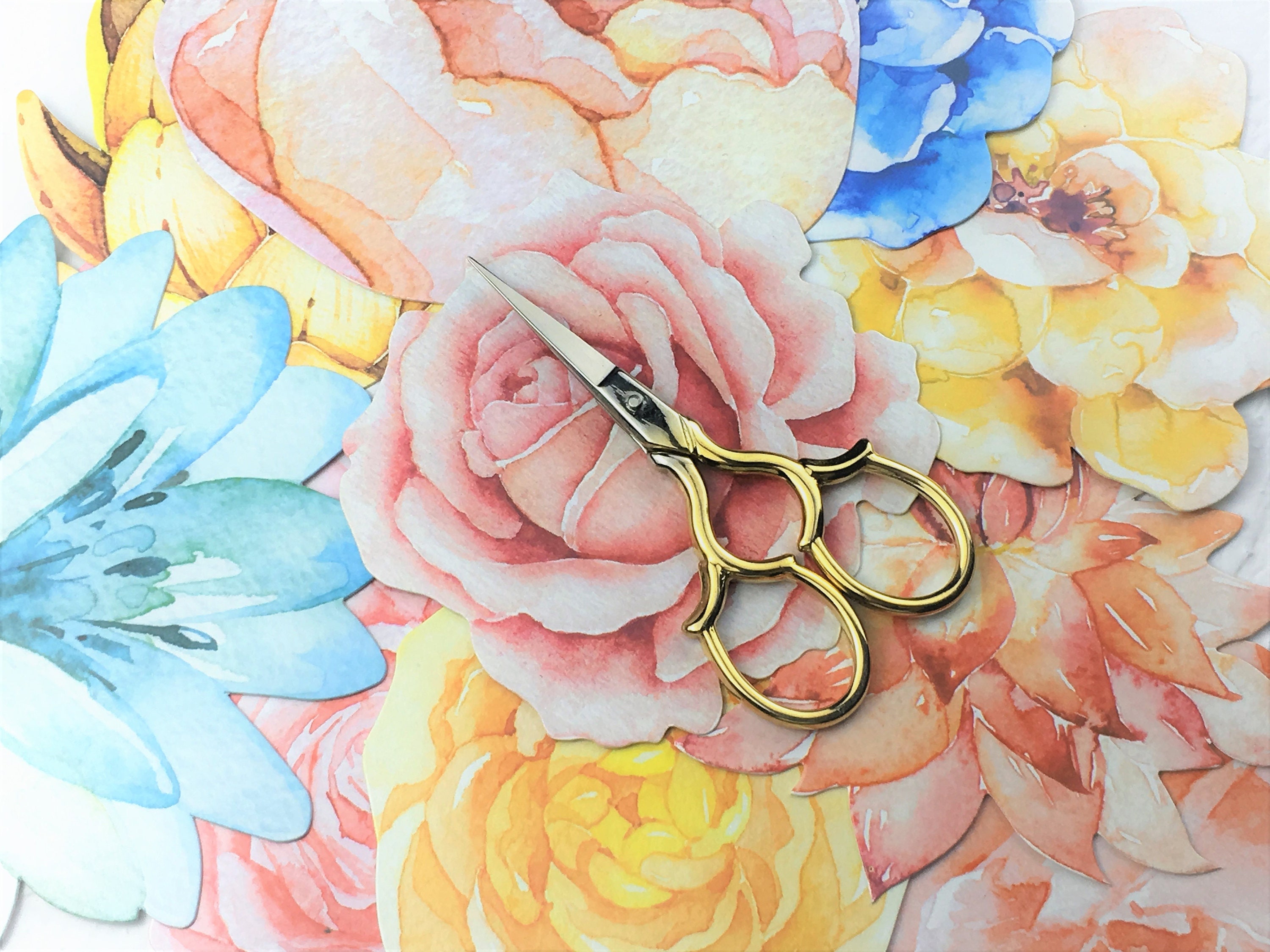 Mgaxyff Retro Scissor Vintage Embroidery DIY Hand Made Cross stitch Craft  Sewing Accessories(Rose Gold ) 