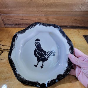 Chicken Hen Print Pottery Plate Small 6.75&quot;