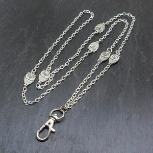 Collana con cordino a forma di gufo: porta badge identificativo placcato in argento