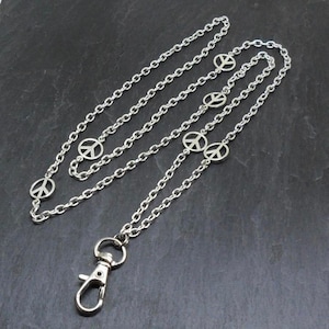 Cordino della pace ~ Fascino simbolo della pace d'argento ~ Titolare della carta d'identità della catena del piatto d'argento ~ Collana con cordino ~ CWtChUSstore ~ Pace