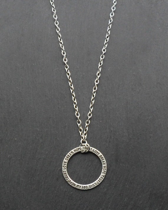 necklace to hold glasses