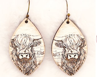 Highland Cow Earring SVG File for Glowforge and Laser Cutter, Rustic Farmhouse Earrings, Animal Wood Earring SVG File, Cow Dangle Earrings