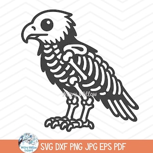 Peut inclure: Une illustration graphique en noir et blanc d'un squelette d'oiseau avec une tête d'aigle stylisée et des structures osseuses d'ailes et de pattes. Le design inclut le texte Wispy Willow Designs et les formats SVG DXF PNG JPG EPS PDF.