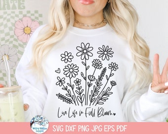 Pode incluir: Uma camisa de moletom branca com um contorno preto de um buquê de flores e o texto "Live Life in Full Bloom."