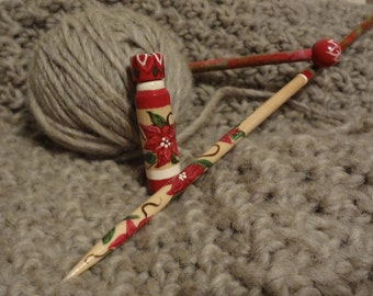 Warm The Heart Birch hand painted Poinsettia knitting needles sz 10.5