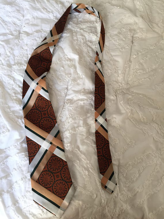 Vintage 1970s Resisto Mens Necktie - Red, White a… - image 1