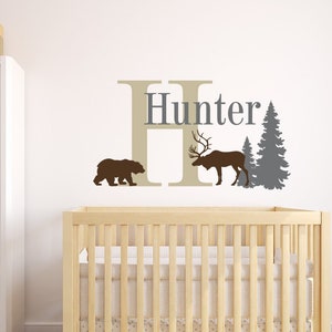 Calcomanía de pared para guardería de bosque, calcomanía de pared con nombre personalizado para niño, decoración de guardería de bosque con nombre de niño personalizado, arte de pared de ciervo y oso 227
