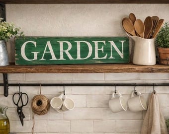 Hand Painted Green Garden Sign: Distressed Farmhouse Decor