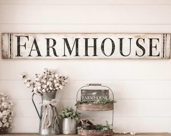 Distressed Farmhouse Sign: Rustic Wood Wall Decor