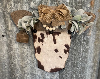 Rustic cow head / door hanger / cow sign with fabric / farmhouse door hanger / cow decor / western decor/ faux cowhide decor