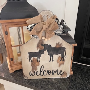 Cow tag / cow sign / farmhouse sign / wood painted sign / painted ear tag sign