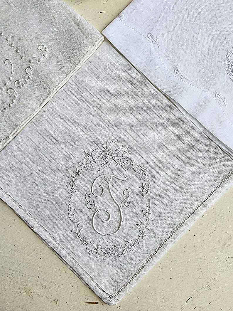 Vintage monogrammed hankerchief, letters sold separately, H and T image 3