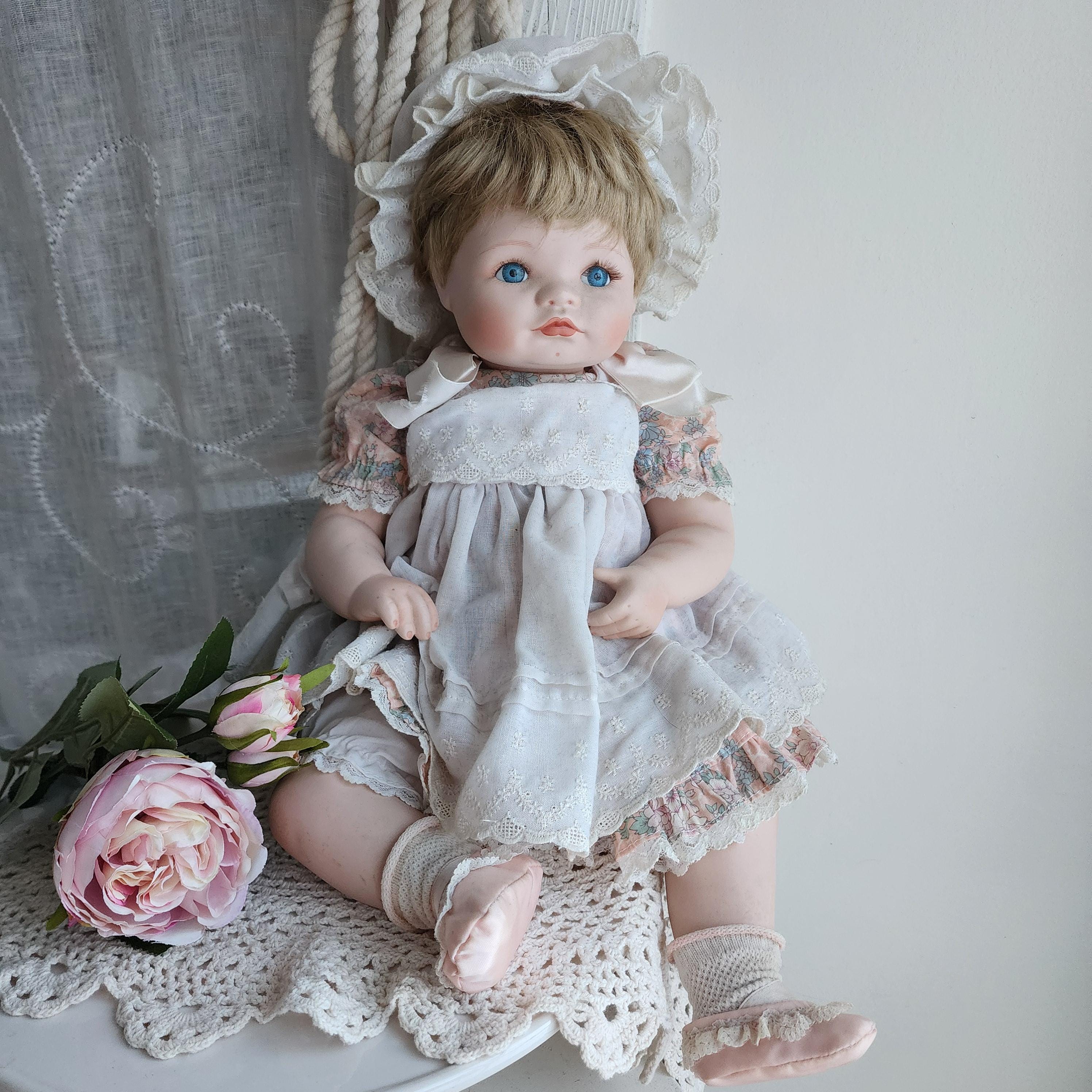 Ancienne poupee porcelaine sara collection hamilton heritage dolls