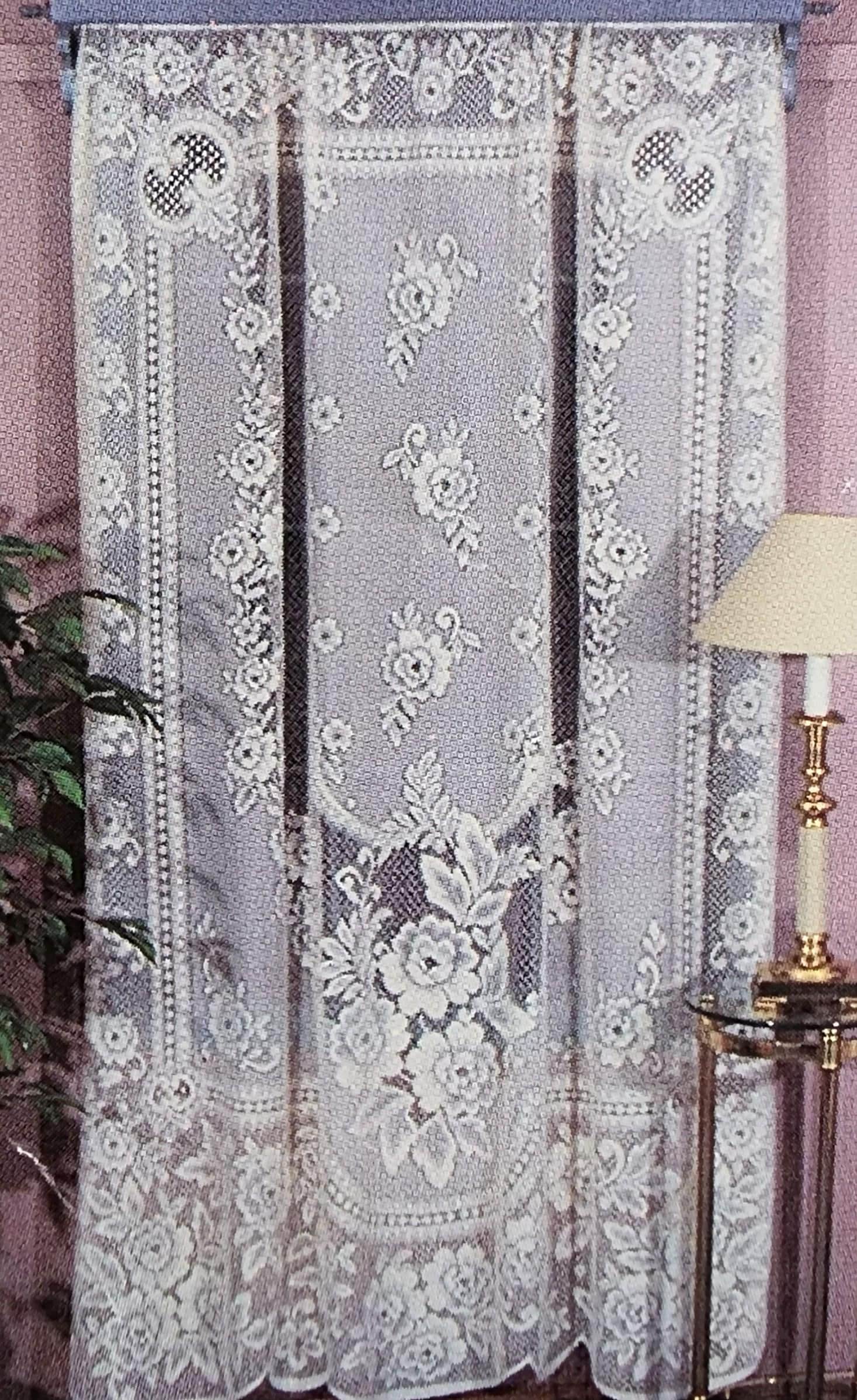 アメリカ製の大きなヴィンテージビクトリアンローズレースカーテン